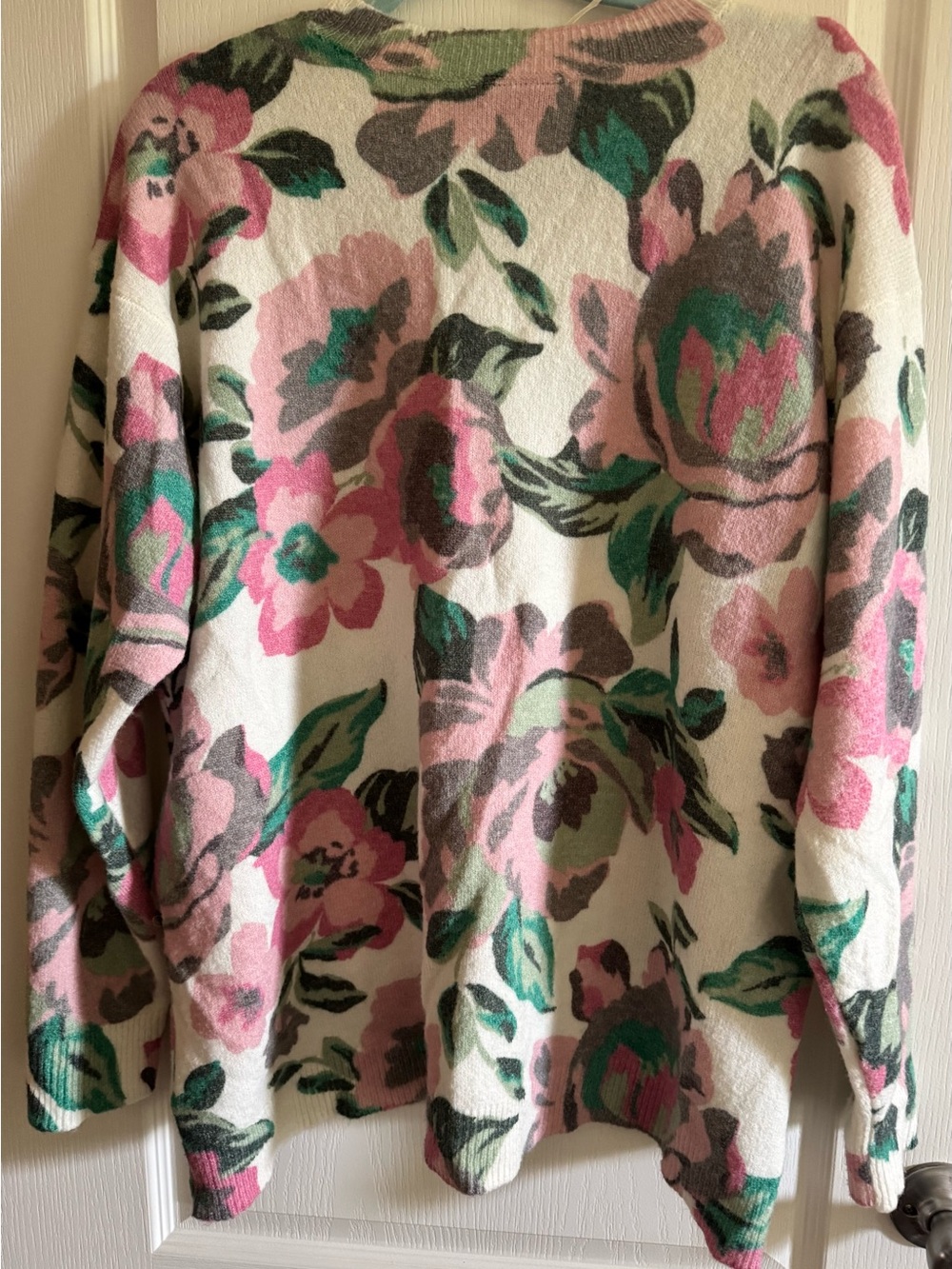 Lane Bryant Women’s 18/20 Cream Floral Crewneck Sweater Pink & Green Flowers